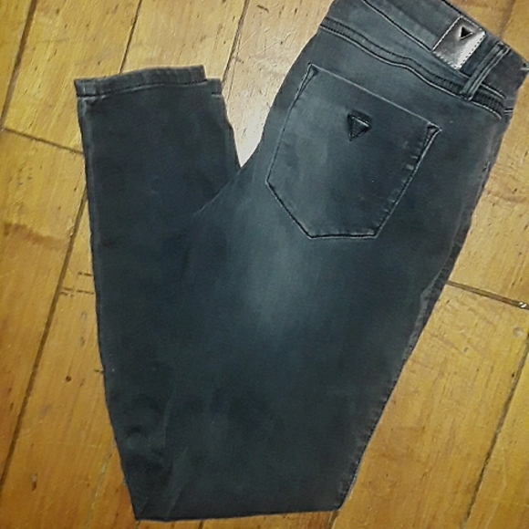 Guess Skinny Jean's - Picture 4 of 10
